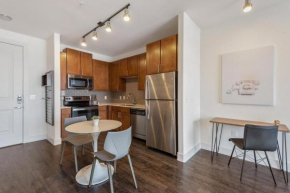 Landing at Agave - 2 Bedrooms in Downtown